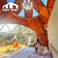 Maison dôme en verre de 6m pour tente de glamping avec cadre en aluminium en forme de pêche et recouvert de verre trempé et de panneau en bois