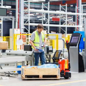 <span class=keywords><strong>1.5T</strong></span> משאית מזרן חשמלית עם מנוע חדש לרדיוס מפנה קטן עבור מלגזות stacker קצה מחסן - Product Image 5