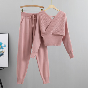 Conjunto de 2 Piezas de Punto Acanalado Casual Personalizado al por Mayor, Suéter con Cuello en V y Pantalones para Mujer, Ropa Diaria de Primavera y Otoño - Product Image 5