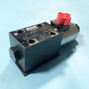 SD1VW002KNJW D1VW002KNJW Électrovanne directionnelle hydraulique 24VDC CETOP 3 NG6 - Product Image 1