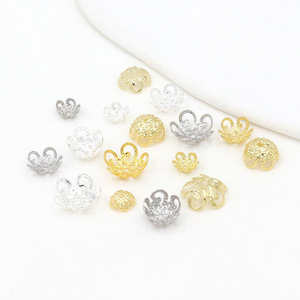ที่ใส่ดอกไม้ห้ากลีบ ชุบทอง 18K ทำจากทองแดง สำหรับงาน DIY เครื่องประดับ ใช้ทำสร้อยข้อมือ - Product Image 1