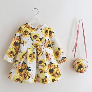 Fiore di porcellana 16 Colors Abbigliamento Per Bambini Graffiti Bambini Abiti Casual Ragazze Del Manicotto Lungo Abito Con Il Sacchetto - Product Image 3