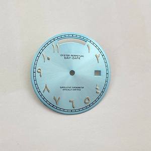 Nuevo modelo 8215 con esfera de acero inoxidable con números arábigos, con calendario de texto y diseño de sol. - Product Image 6