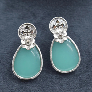Nouvelles boucles d'oreilles créoles faites à la main en argent, aspect argenté, pour filles et femmes, 2025 - Product Image 1