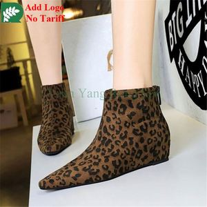 Chaussures bohèmes hippies, <span class=keywords><strong>bottes</strong></span> en cuir de vachette à motif floral faites à la main - Product Image 4