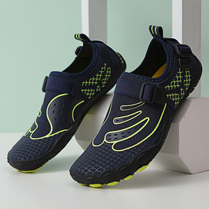 Zapatillas de running minimalistas antideslizantes para hombre, transpirables, de punto Fly Knit, para playa, piscina, senderismo, deportes acuáticos y uso al aire libre. - Product Image 5