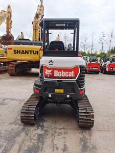 Mini-excavatrice compacte avec une masse opérationnelle de 2705 kg, forte force de creusement, haute efficacité pour les travaux en espace restreint, puissante - Product Image 3