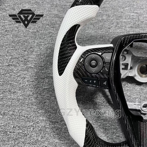 <span class=keywords><strong>Volant</strong></span> de voiture en fibre de carbone personnalisé avec cuir perforé blanc adapté pour Toyota 8th Camry Corolla CHR <span class=keywords><strong>RAV4</strong></span> - Product Image 2