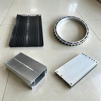 Dissipateur thermique en aluminium extrudé de grande taille pour station de base industrielle 5G, ailettes haute densité pour télécommunications