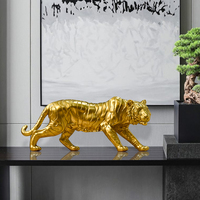 Tigre doré Décoration Salon Bureau Table Artisanat Cadeaux spéciaux Sculpture dorée Résine Tigre vicieux Animal Folk Art Fuj