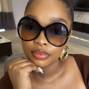 Gafas de Sol de Moda con Adornos de Alta Calidad y Buen Precio, con Marco Metálico y Lentes Polarizadas, Estilo Personalizado para Mujer - Product Image 2