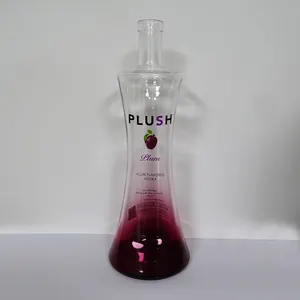 Bouteilles en verre de 750ml de vodka de liqueur de jet de couleur pourpre de finition de liège