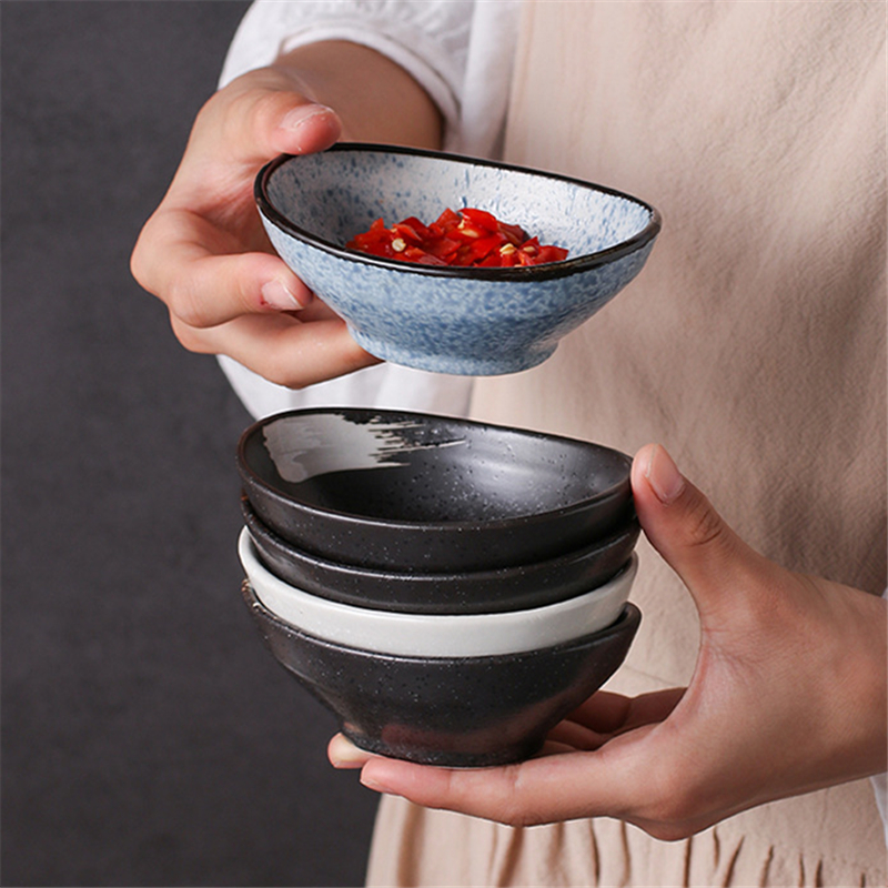 Japanese Seasoning Dish Household Ceramic Dish Soy Sauce Vinegar Dip Plate Creative Special-shaped Small Plate Kitchen Supplies