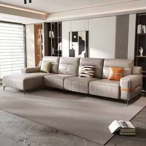Sofá de Lujo de Tres Plazas, Elegante y con Brazos Acolchados, Asientos Duraderos para Espacios Residenciales y Vestíbulos - Product Image 3