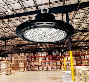 Livraison depuis les États-Unis 100W 200W 300W 400W 500W LED Entrepôt Commercial & Industrial Light