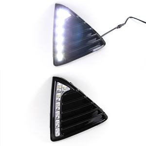 Couvercle de phare antibrouillard à LED DRL, pour <span class=keywords><strong>Ford</strong></span> <span class=keywords><strong>Focus</strong></span> 2012, 2013, <span class=keywords><strong>2014</strong></span>, 2015, 2 pièces, phare de jour avec signalisation de rotation jaune - Product Image 2