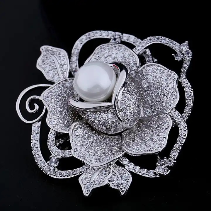 Brooch Women Flower Pins Rhinestone Silver-color Jewelry Simulated Pearl  Brooche