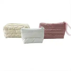 Factory Promotional Custom Quilting Portable Puffy Makeup Bags Puffer Padded Bags Retail Travel Puffer Cosmetic Bag Pouch