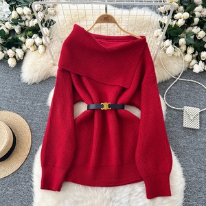 Elegante Maglione Stile Dea con Vita Stretta e Spalle Scoperte - Primavera - Product Image 1