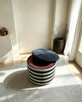 Pouf Rond Nordique Moderne avec Rangement, Tabouret d'Angle pour Salon, Petit Pouf Bas pour la Maison