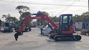 Excavadora Mini de Orugas Yanmar Vio55 de 5.5 Toneladas, Motor Changchai, Venta de Excavadora Usada, Componentes Principales: Motor, Bomba, Engranaje, PLC - Product Image 6