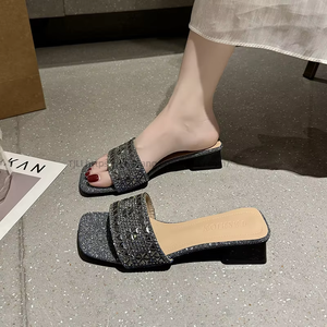 Nouvelles sandales élégantes à talon moyen et bout carré ornées de strass, mode estivale, talon épais pour femmes - Product Image 3