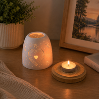 Lampe de nuit en céramique de porcelaine creuse, motif cœur, porte-bougie LED, blanc chaud, lampe de table pour la décoration de la maison et de la chambre