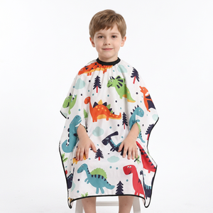 Cape de Coiffure Anti-Adhérente pour Enfants Motif Dinosaure – Fournisseur Fabricant – Écharpe de Coiffure pour Bébé et Enfant – Capes de Coiffure Cartoon - Product Image 6