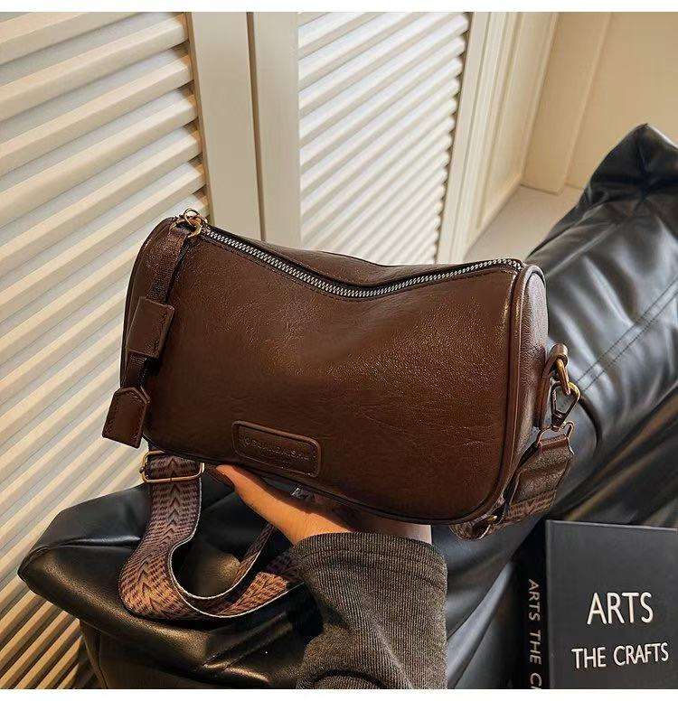 สีน้ำตาล