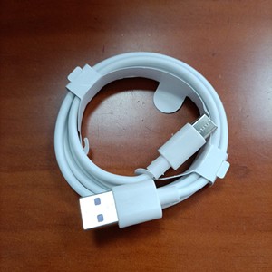 Cable de datos tipo C, cable de carga universal blanco para teléfonos Android, conector USB - Product Image 1