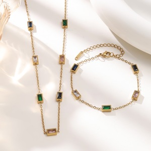 <span class=keywords><strong>Collier</strong></span> pendentif transfrontalier polyvalent, style Ins, avec serti géométrique, sportif, en acier inoxydable 304 électroplaqué, luxe léger - Product Image 3