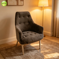 Fauteuil à dossier haut de style nordique en tissu velours capitonné avec pieds en bois massif pour salon/hôtel/villa/appartement