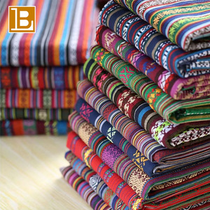 Tessuto Jacquard Stile Azteco BILU 100% Poliestere, Tessuto Etnico Sadu per Scialli, Borse, Cuscini, Tovaglie e Decorazioni - Product Image 1