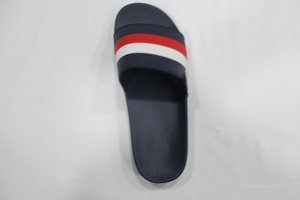 2025รองเท้าแตะในร่มทำจากพีวี<span class=keywords><strong>ซี</strong></span>หรูหรารองเท้าแตะสำหรับผู้ชายทนทานแบรนด์เนมสำหรับฤดูหนาว - Product Image 5