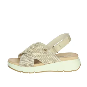 Sandalo con Zeppa Bassa da Donna Carmela Beige con Cinturino Incrociato e Plateau – Comfort Estivo - Product Image 1