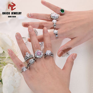 Обручальные кольца для женщин из нержавеющей стали 316L с кристаллами и стразами, модные ювелирные кольца оптом - Product Image 1