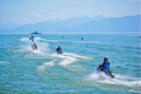 Bateau Kart Rapide TAME BILLOW, Mini Bateau Électrique avec Batterie pour Sports Nautiques, Mini Jet Boat avec Moteur