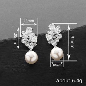 Orecchini a Goccia Floreali con Perle Simulate per Donne, Eleganti Gioielli da Sposa e Moda - Product Image 4