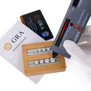 Pendientes Espiral de Moissanita VVS al por Mayor con Certificación GRA, Chapados en Oro Blanco, Joyería de Plata 925 para Regalo - Product Image 5