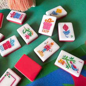 Juego de Mahjong Navideño Estilo Moderno Paradise, Fichas de Mahjong Americanas Personalizadas, 160 Piezas, Fichas Acrílicas de Lujo - Product Image 1