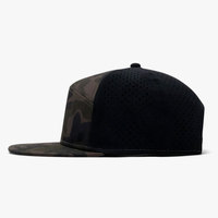 Casquette de sport personnalisée de haute qualité à 6 panneaux avec logo patch, respirante, imperméable, à trous découpés au laser, pour l'extérieur, OEM, à visière plate