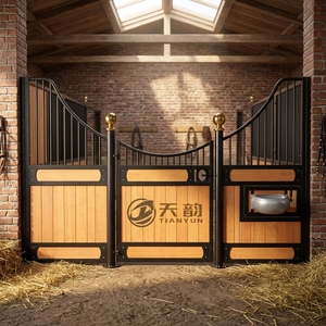 Panel Frontal en Forma de <span class=keywords><strong>U</strong></span> para Establos de Caballos, Duradero, con Puerta Abatible, de Metal Galvanizado, para Exteriores, Equipo para Establos y Arenas de Equitación - Product Image 1