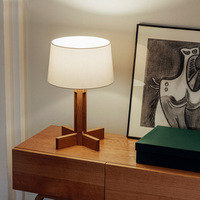 Lampadaire rétro moderne en tissu Lampes de table en bois élégantes pour chambre à coucher LED Blanc chaud Lecture attentionnée pour les yeux Utilisation d'hôtel de chevet