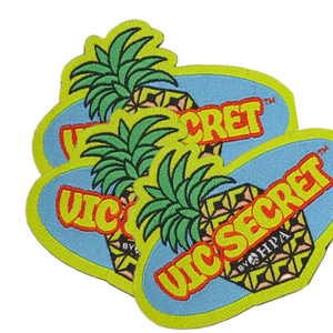 100% Polyester tùy chỉnh chết cắt nhiệt Báo Chí may-on vá sang trọng có thể giặt lại thẻ dệt cho quần jean Hoodies - Product Image 1