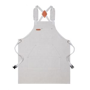 Tablier de nettoyage robuste en toile de coton polyester, sans manches, avec bretelles croisées réglables et plusieurs poches - Product Image 1