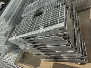 חם מכירה מתכת בניין חומרים פלדה חיצונית מדרגות פלדה פלדה פלדה מגולוון grating עבור בנייה - Product Image 5