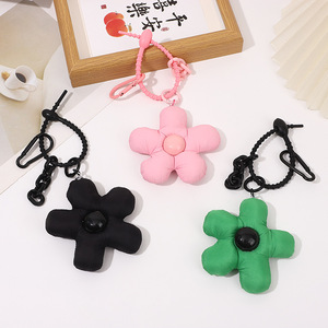En gros Porte-clés Fleur 3D mat et rembourré, Breloque <span class=keywords><strong>de</strong></span> sac tendance, Cordon souple, Cadeau - Product Image 5