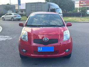 Toyota Yaris 1.6E Comfort Auto 2009, práctico hatchback compacto, confiable y eficiente en combustible, perfecto para la ciudad. - Product Image 3