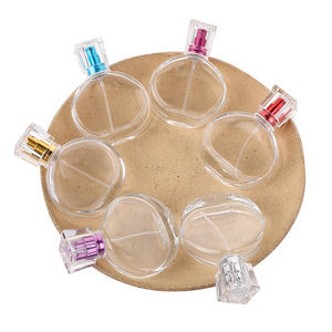 Atomizador de Perfume Recargable de 30 ml con Cuello de Rosca, Botella de Vidrio con Boquilla de Color para Viaje - Product Image 3