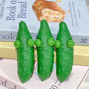 Juguete Antiestrés Creativo con Forma de Pepino, Divertido y Novedoso para Niños - Product Image 2